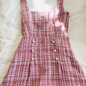 Cute pleaded pink romper!